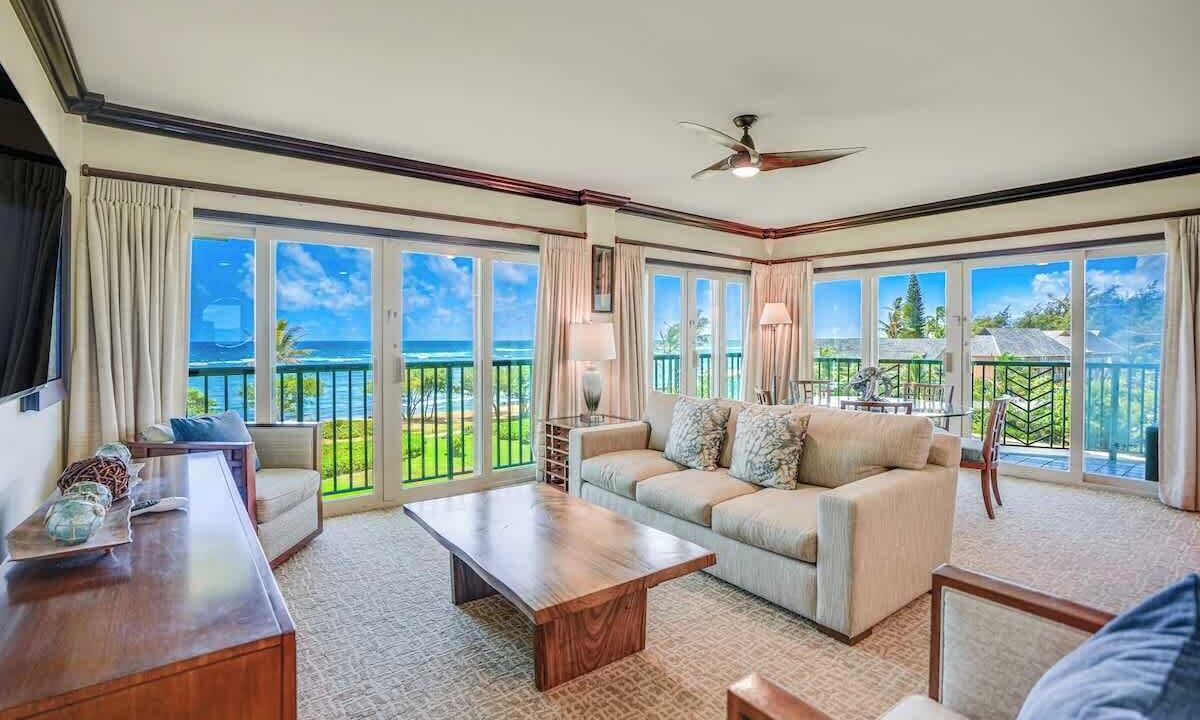 Photo of Livingroom in Wailua