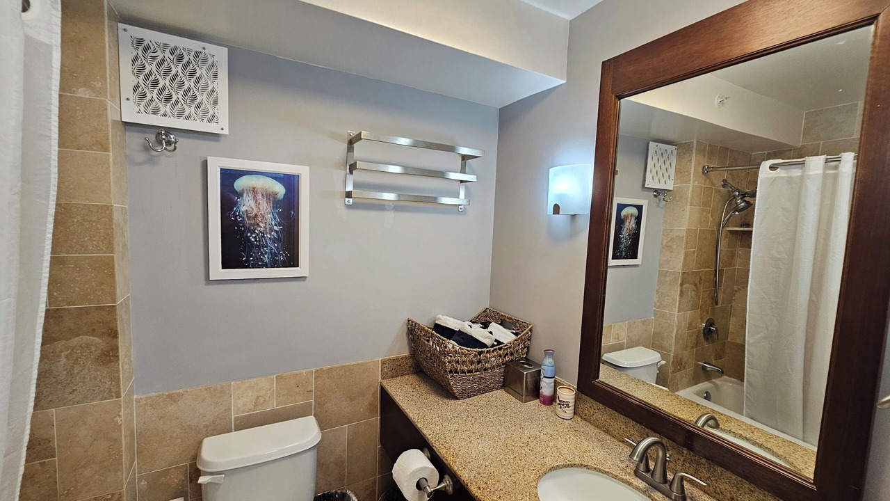 Photo of Bathroom in Hanamaulu