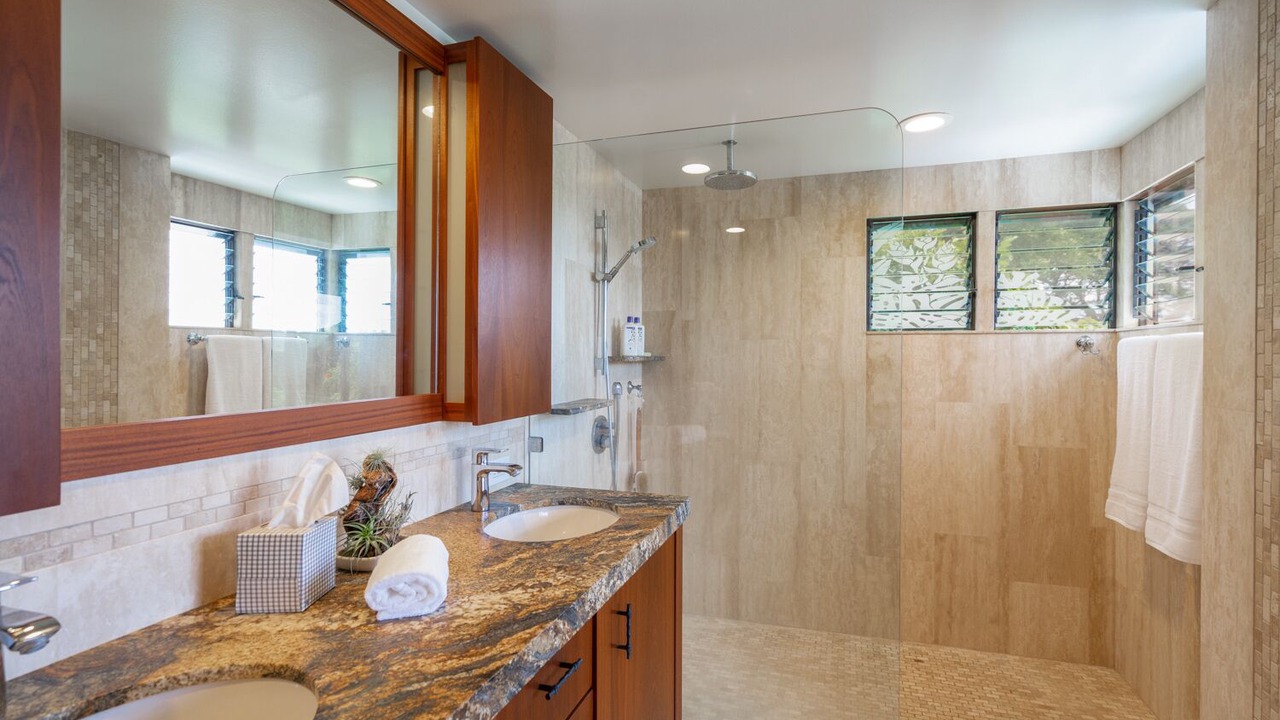 Photo of Bathroom in Lanikai