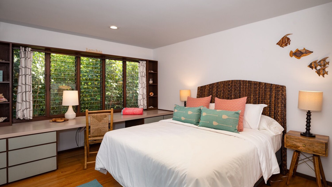 Photo of Bedroom in Lanikai