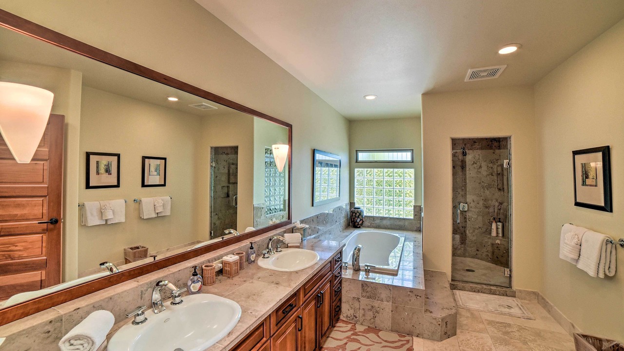 Photo of Bathroom in Kamuela