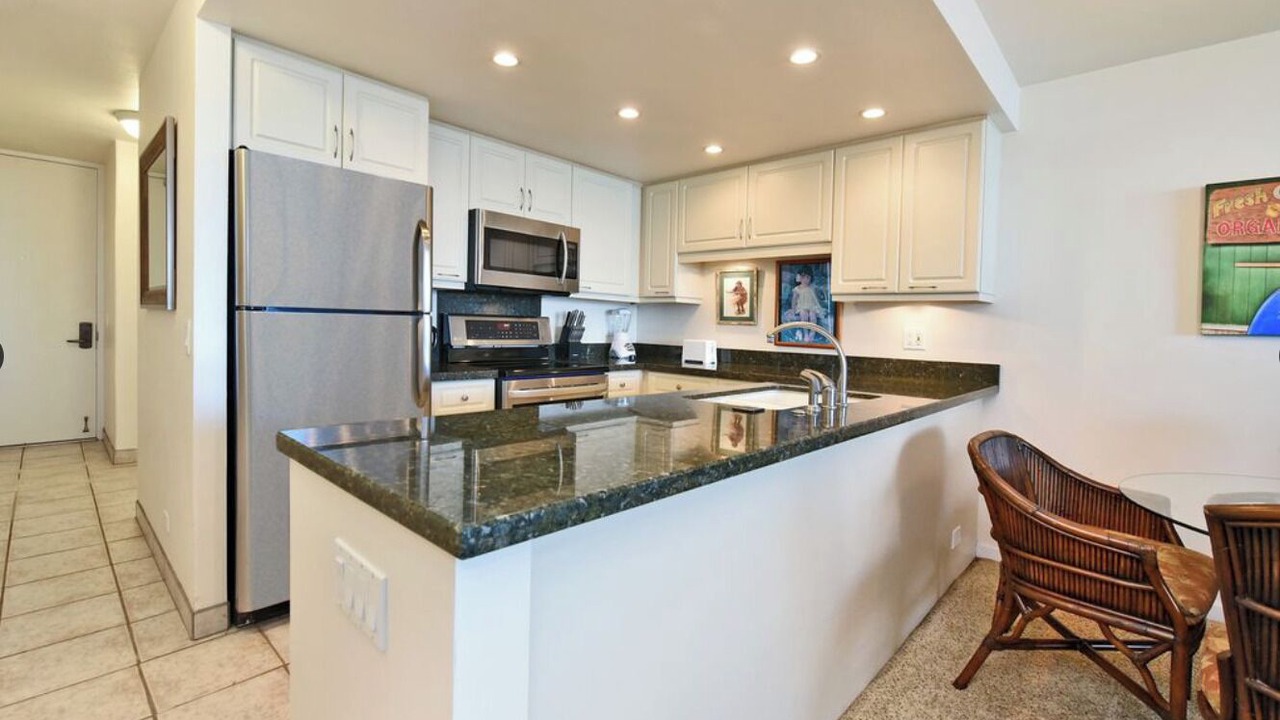 Photo of Kitchen in Kahana