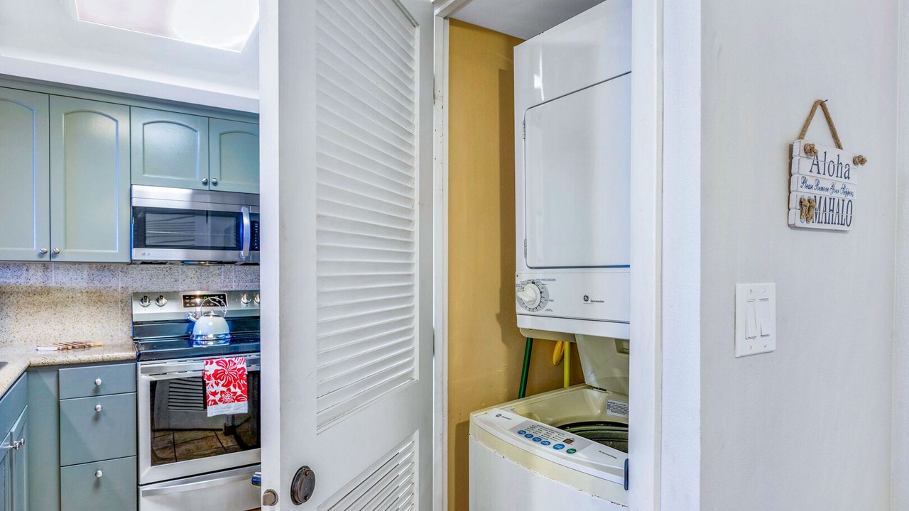 Photo of Kitchen in Kahana