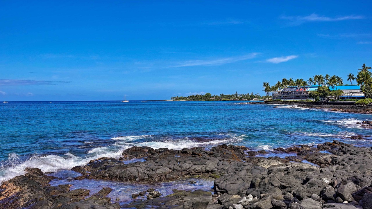 Photo of Others in Historic Kailua Village