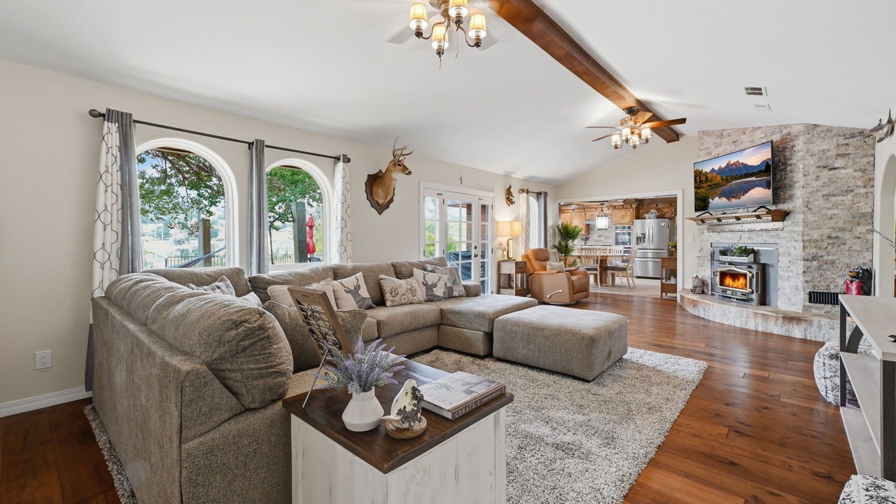 Photo of Livingroom in Howard