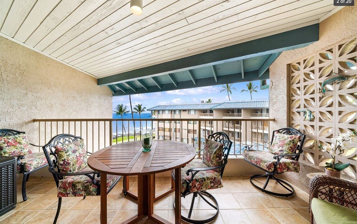 Photo of Others in Historic Kailua Village