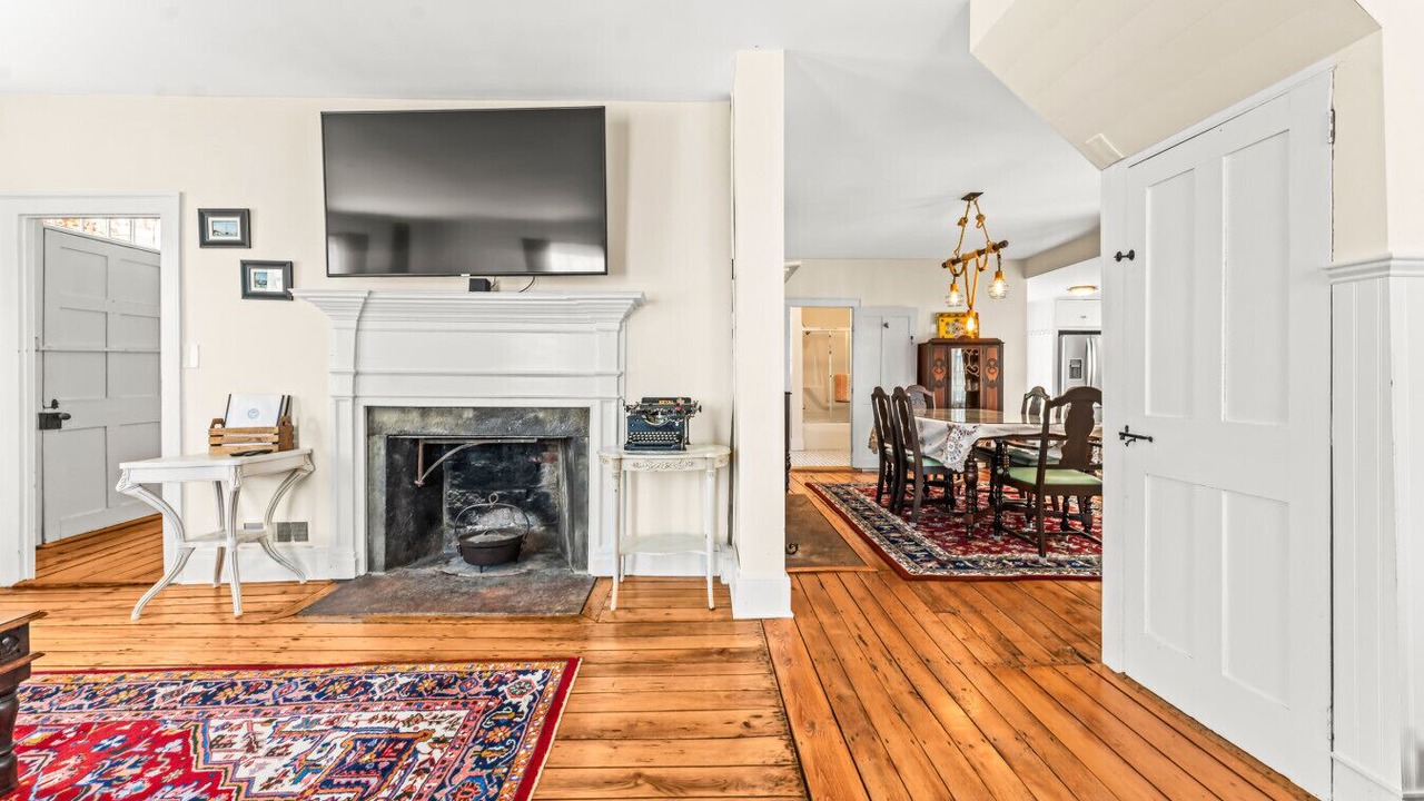 Photo of Bedroom in Mystic