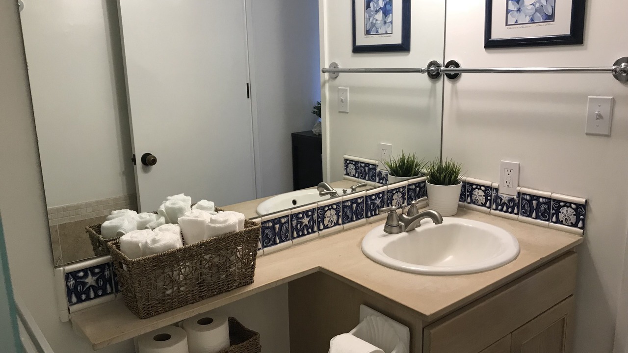 Photo of Bathroom in Kahuku