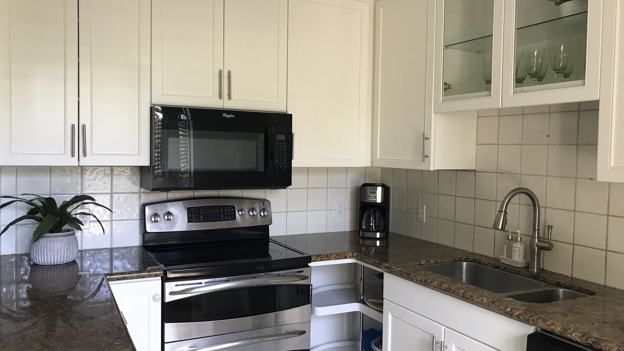 Photo of Kitchen in Kahuku