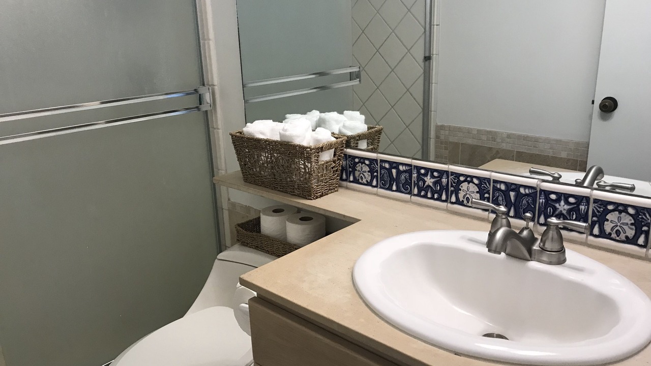 Photo of Bathroom in Kahuku