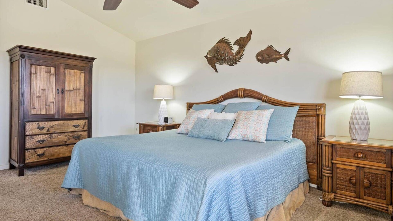 Photo of Bedroom in Kahaluu-Keauhou