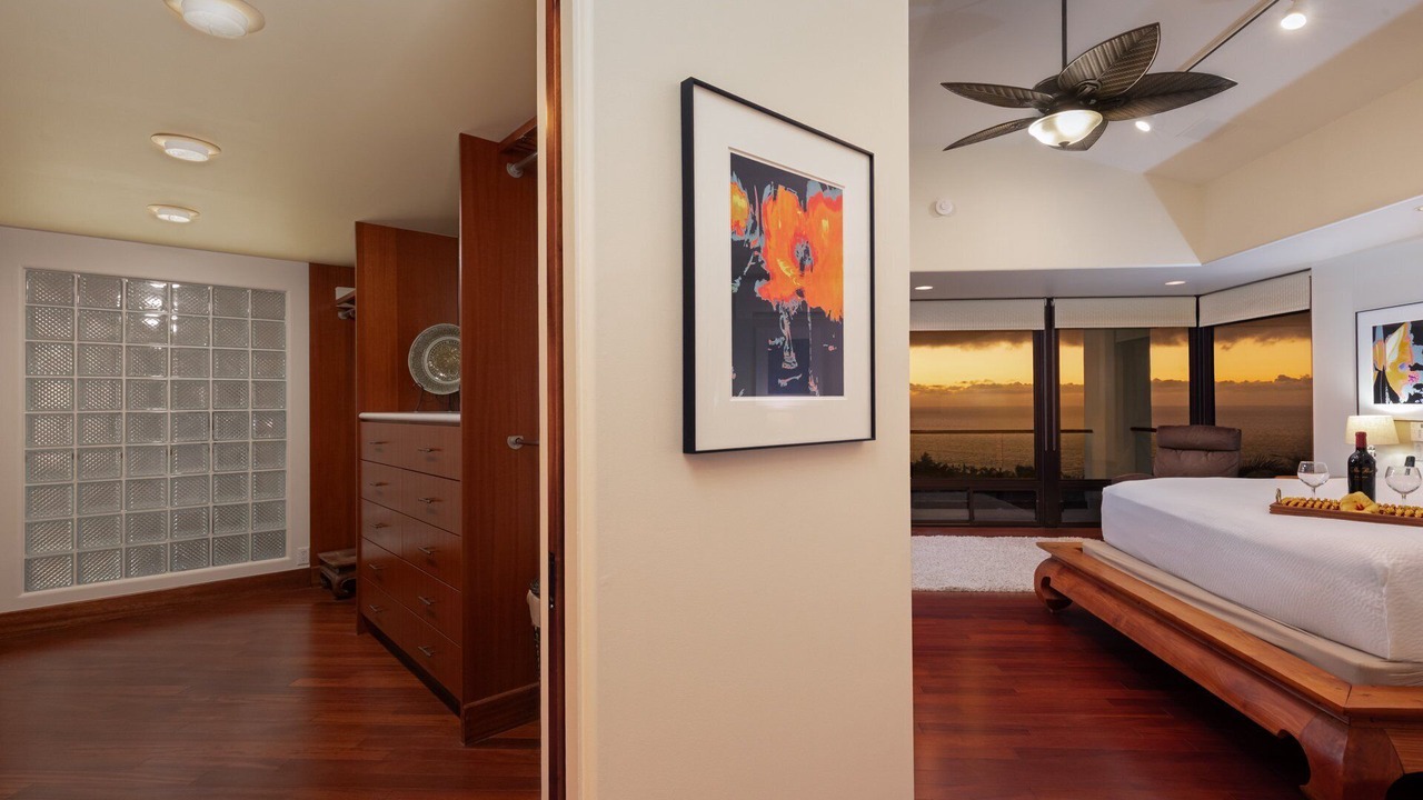 Photo of Bedroom in Kahaluu-Keauhou