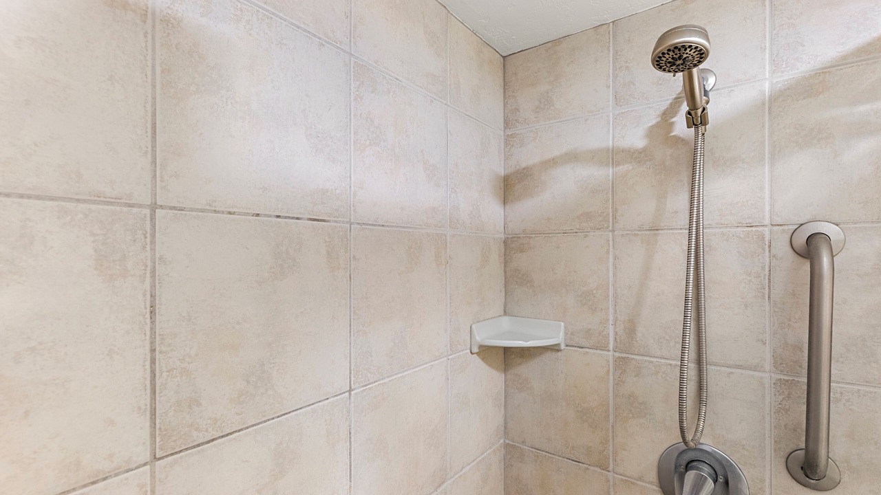 Photo of Bathroom in Kaanapali