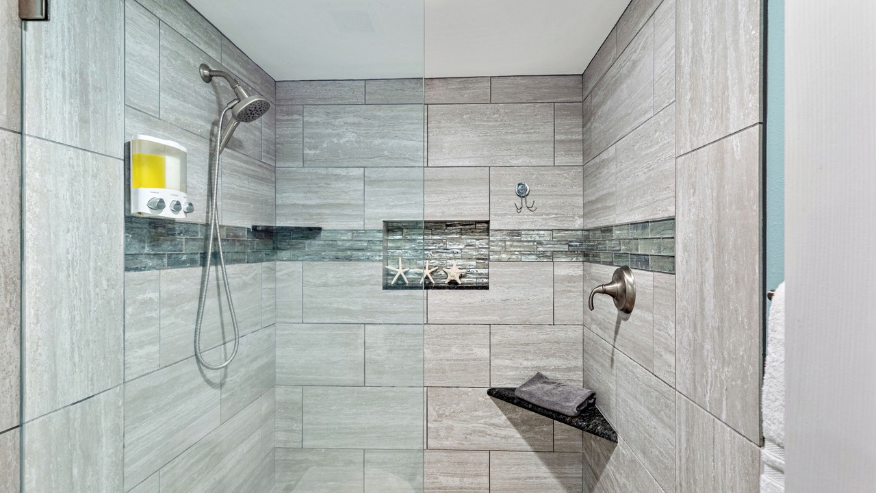 Photo of Bathroom in Kaanapali