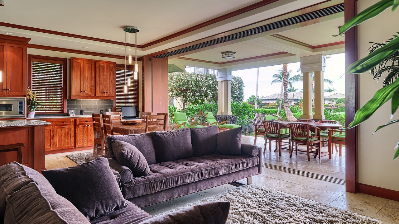 Photo of Livingroom in Waikoloa