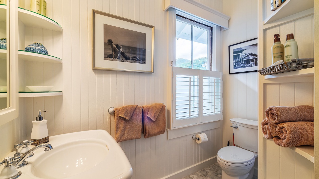 Photo of Bathroom in Lanikai