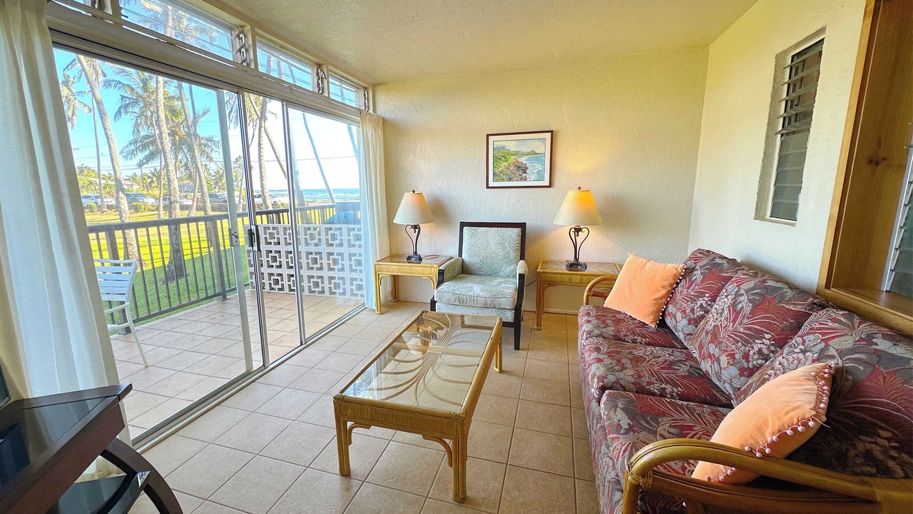 Photo of Livingroom in Poipu