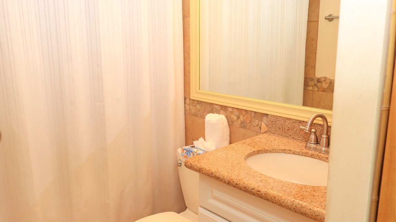 Photo of Bathroom in Honokowai