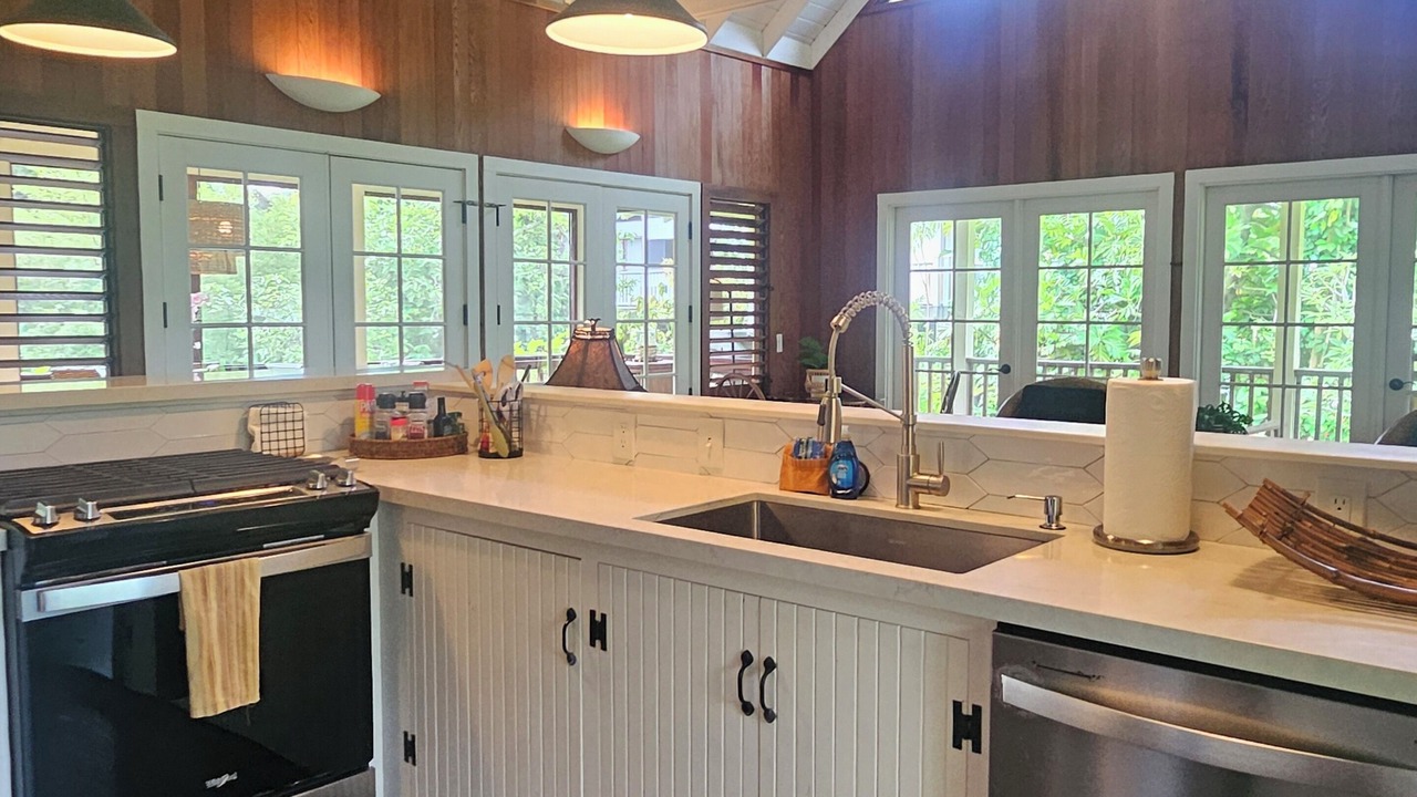 Photo of Kitchen in Kilauea