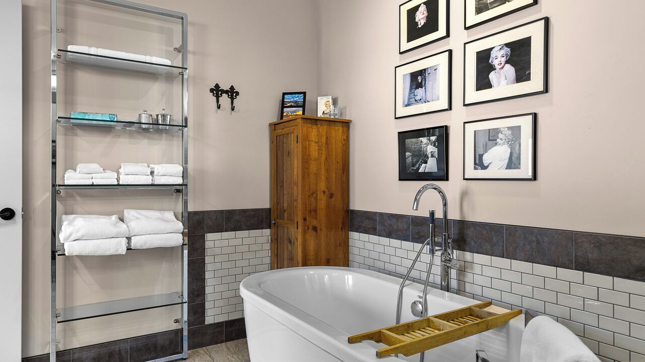 Photo of Bathroom in Kayenta