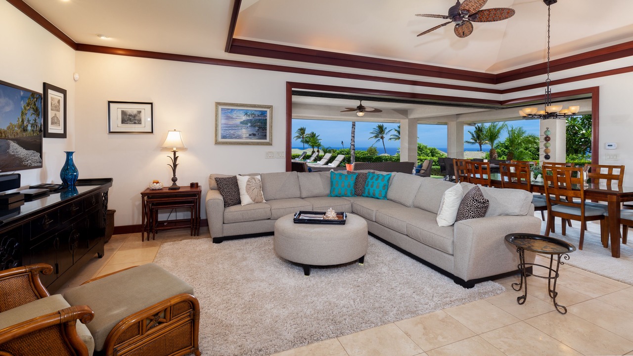 Photo of Livingroom in Kamuela