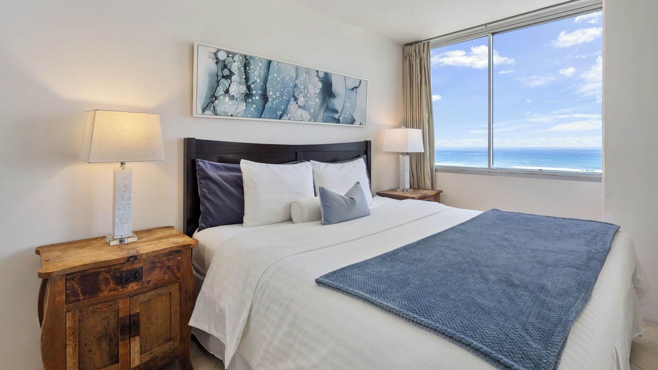 Photo of Bedroom in Waikiki