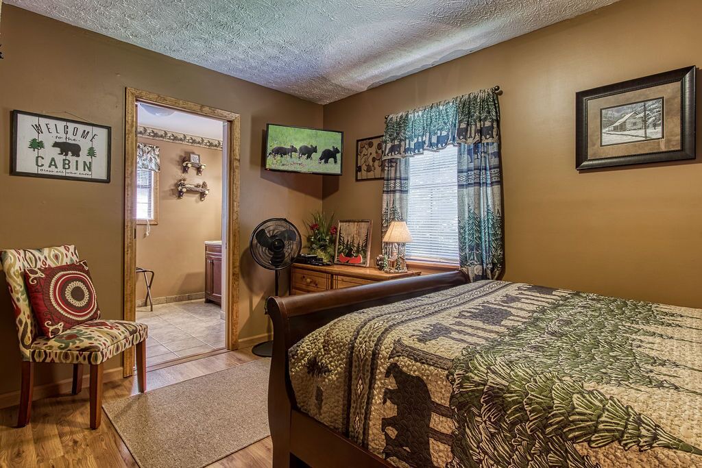 Photo of Bathroom in Sevierville