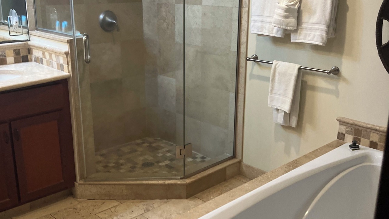 Photo of Bathroom in Wailua