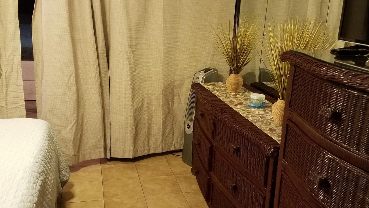 Photo of Bedroom in Makaha