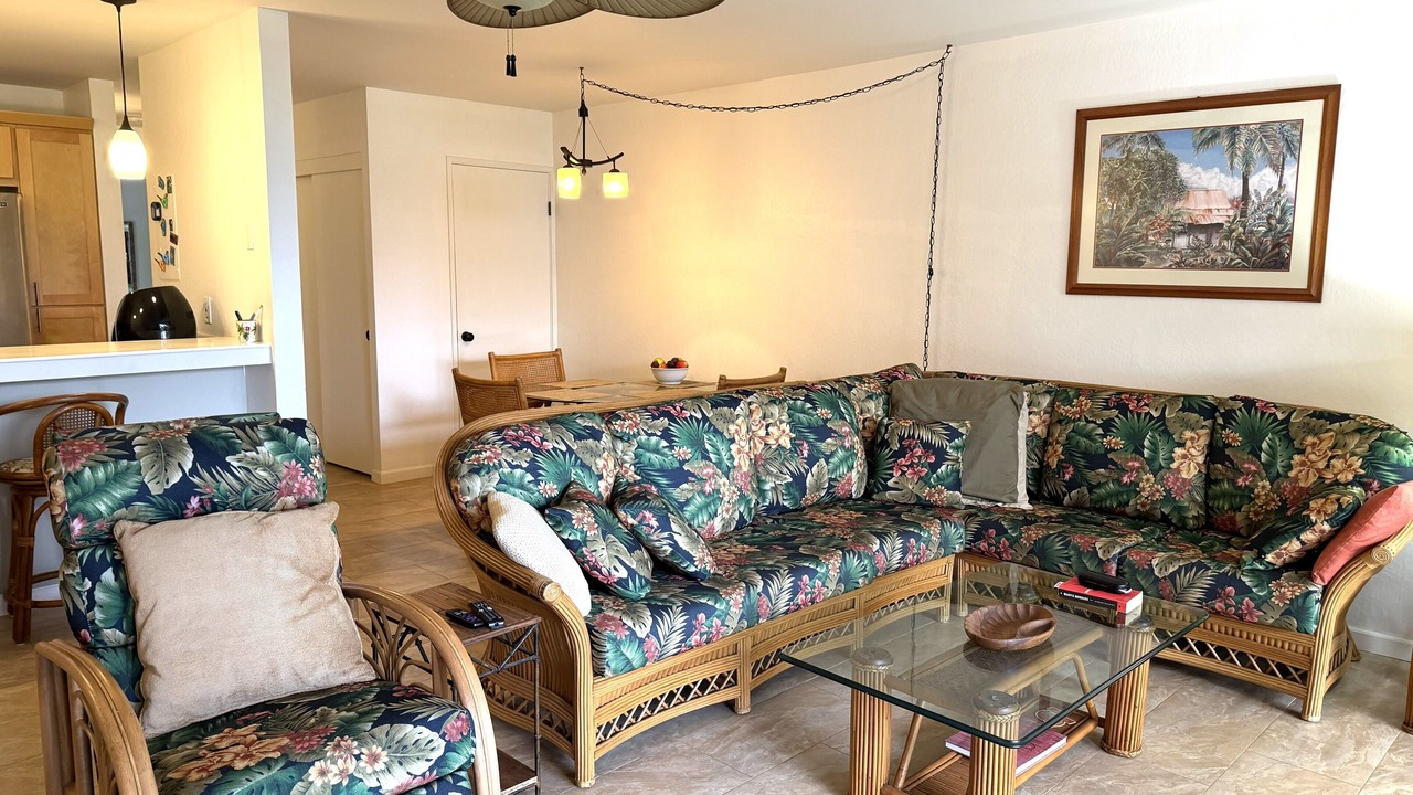 Photo of Livingroom in Waikoloa Village
