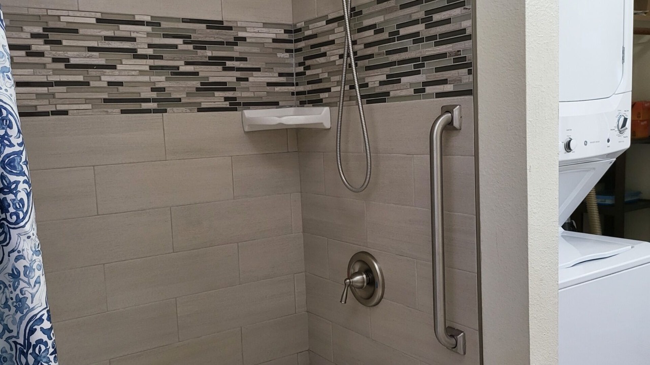 Photo of Bathroom in Kapaa