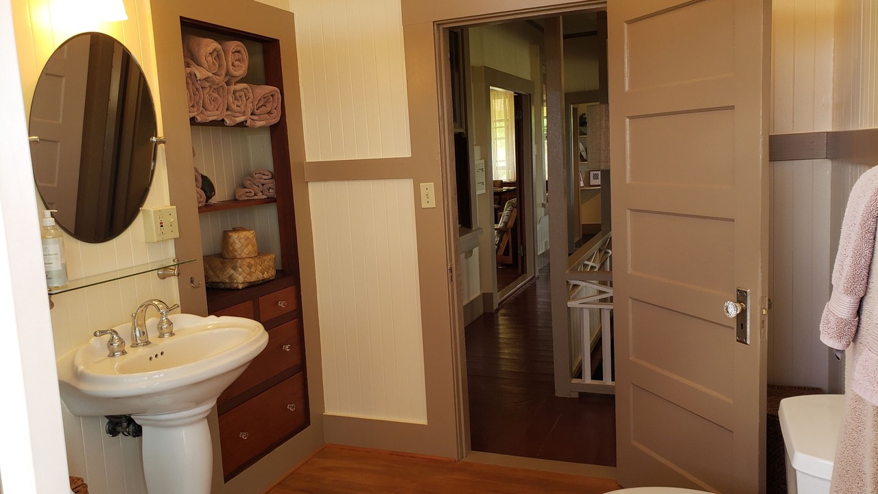 Photo of Bathroom in Waimea