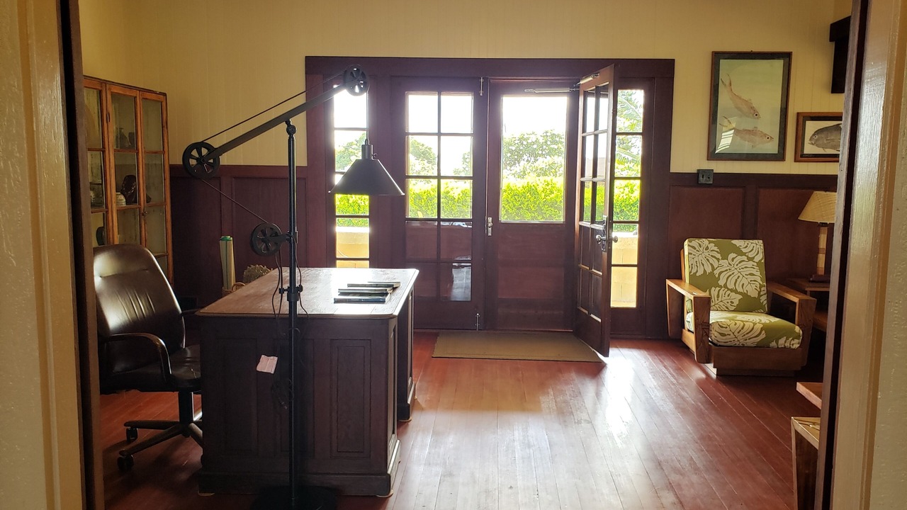Photo of Livingroom in Waimea