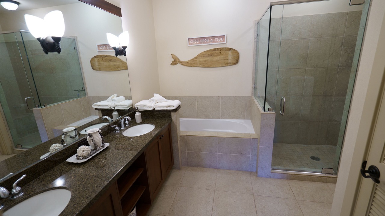 Photo of Bathroom in Waikoloa