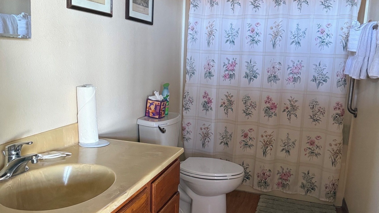 Photo of Bathroom in Kohala Estates