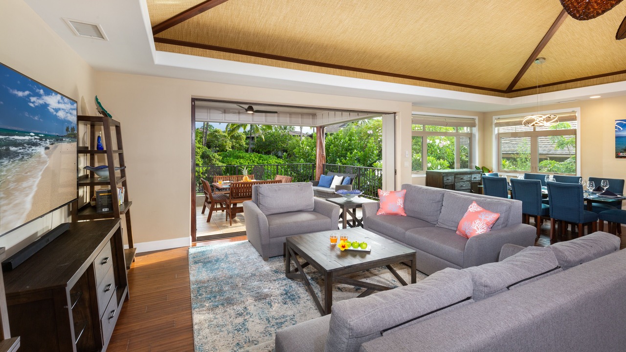 Photo of Livingroom in Kamuela
