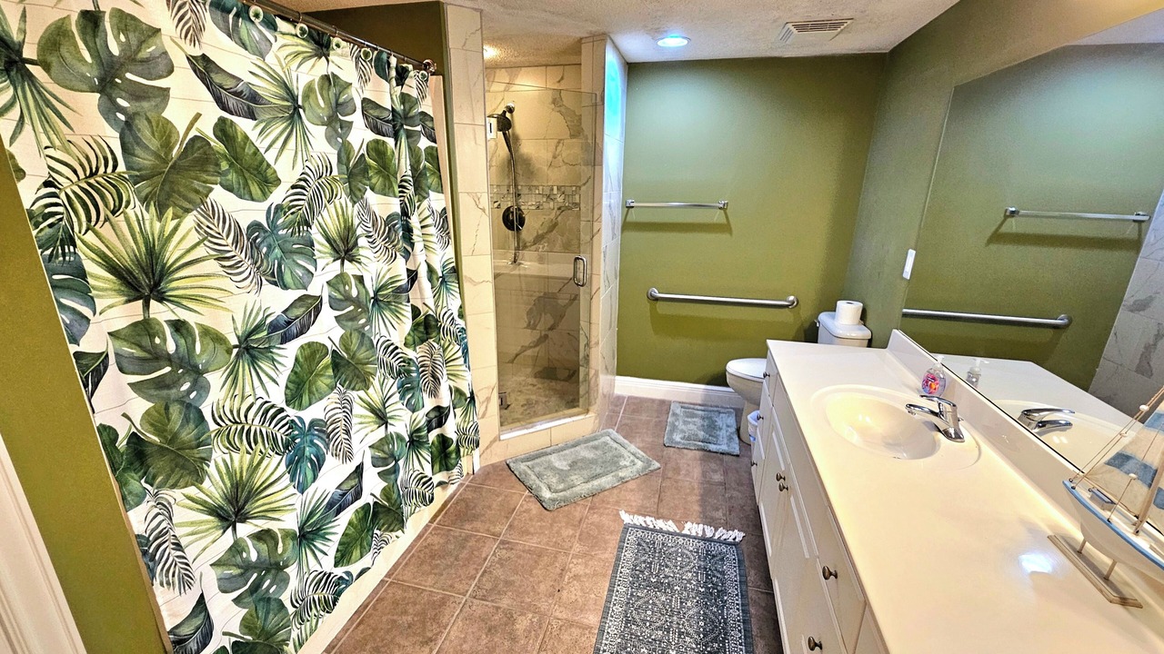 Photo of Bathroom in Long Beach