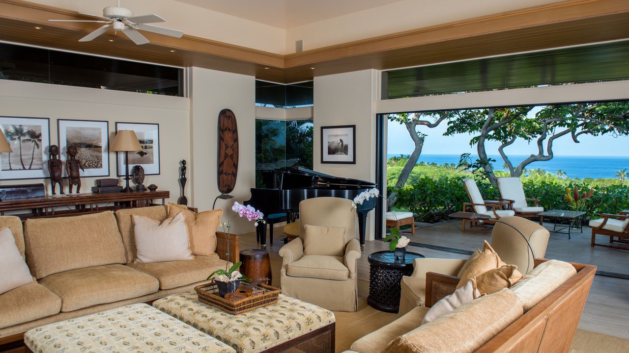 Photo of Livingroom in Kamuela