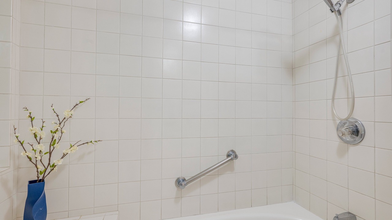 Photo of Bathroom in Kapalua