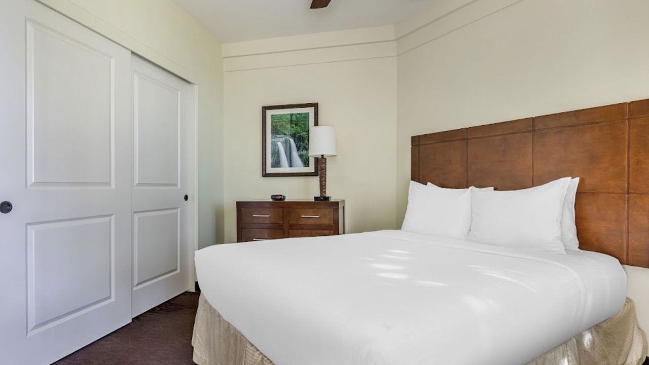 Photo of Bedroom in Poipu