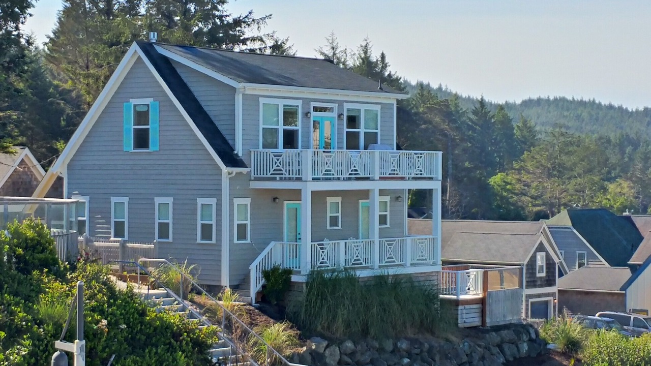 Photo of Outdoor in Olivia Beach