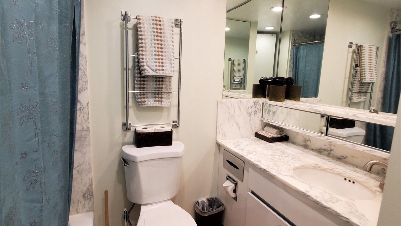 Photo of Bathroom in Makaha
