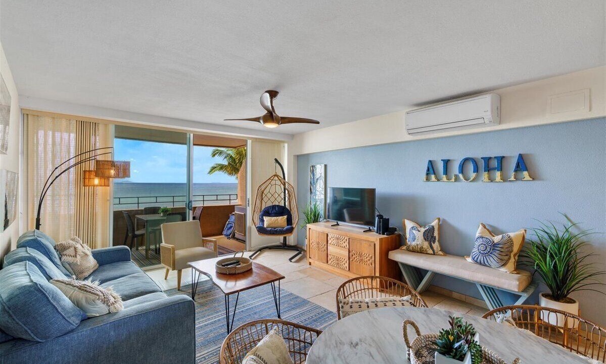 Photo of Livingroom in Maalaea