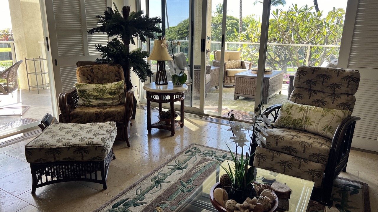 Photo of Livingroom in Waikoloa