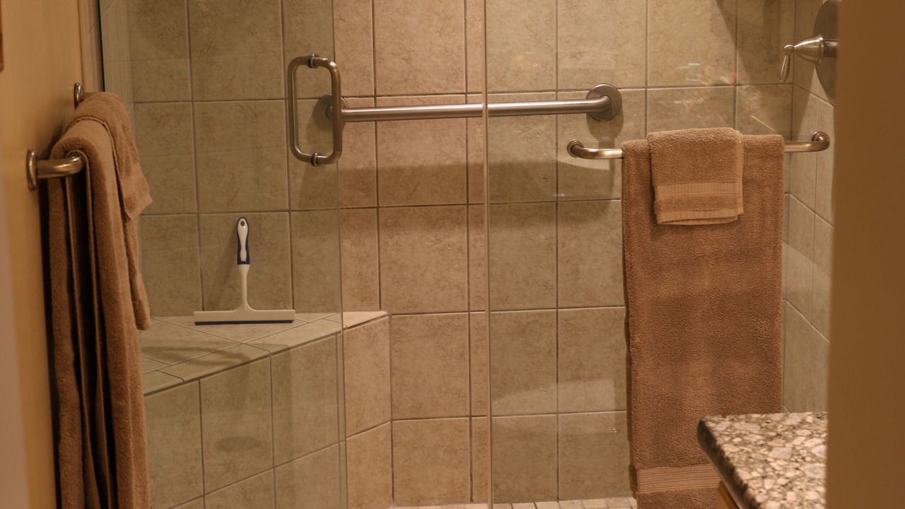 Photo of Bathroom in Maalaea