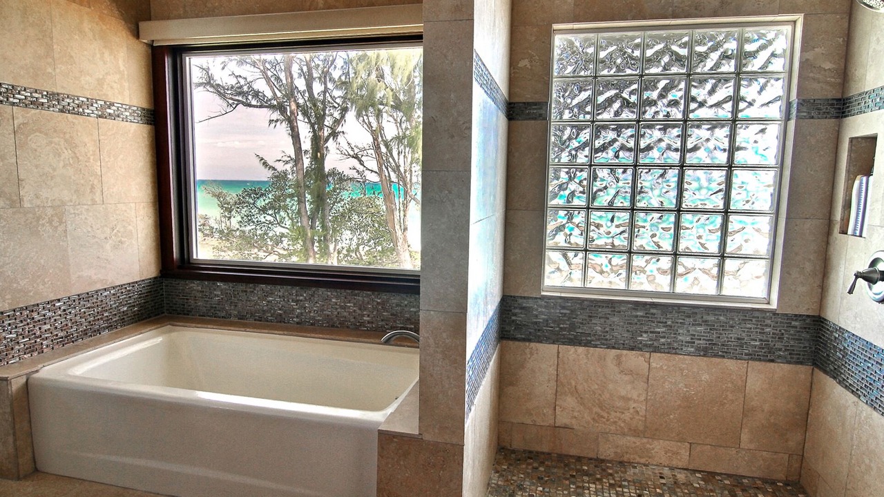 Photo of Bathroom in Waimanalo Beach