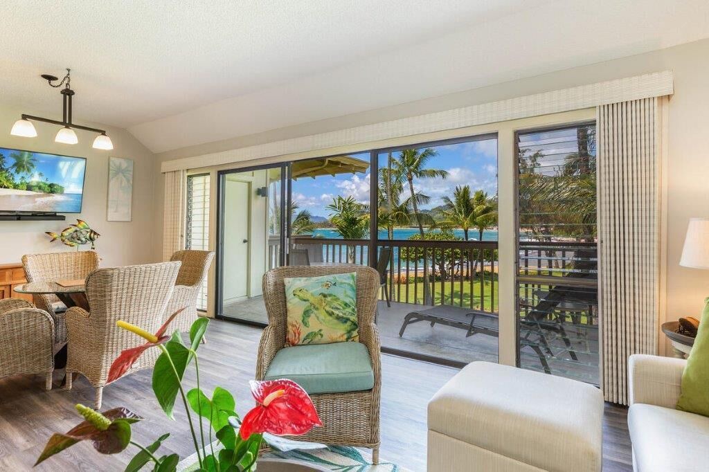 Photo of Livingroom in Wailua