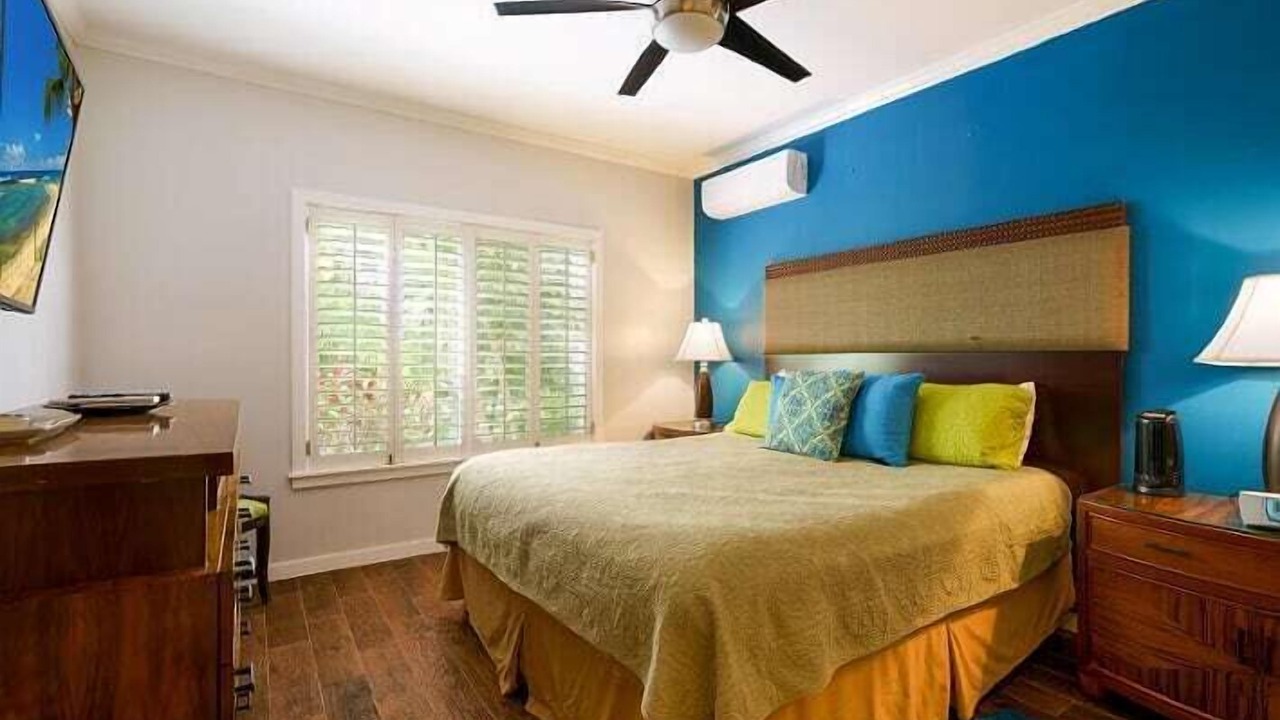 Photo of Bedroom in Poipu