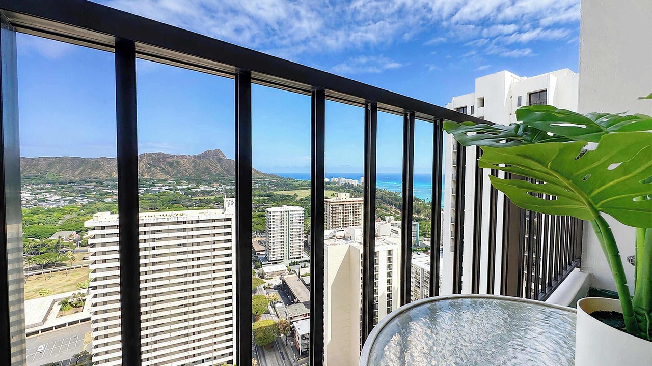 Photo of Patio Balcony in Waikiki