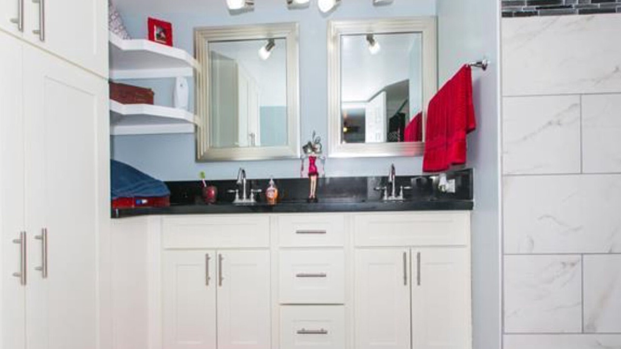 Photo of Bathroom in Makaha